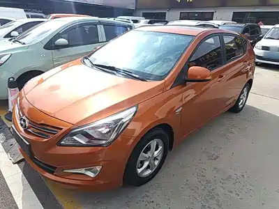 Hyundai Reina 2014