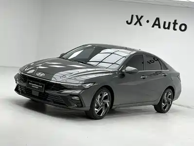 Hyundai Elantra 2023