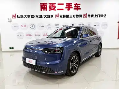 AITO Wenjie M7 2025