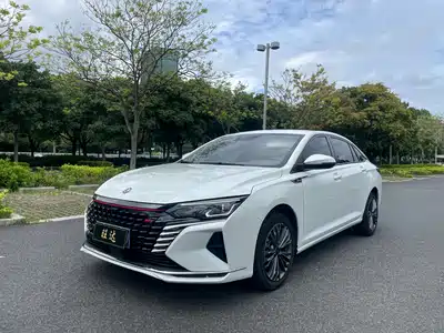 Dongfeng Aeolus Yixuan MAX 2023