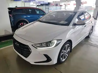 Hyundai Elantra 2016