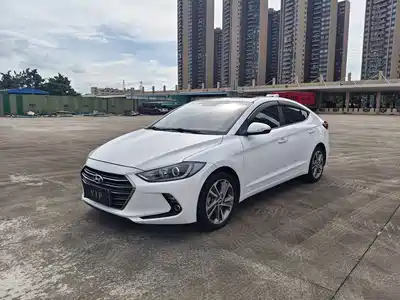 Hyundai Elantra 2016