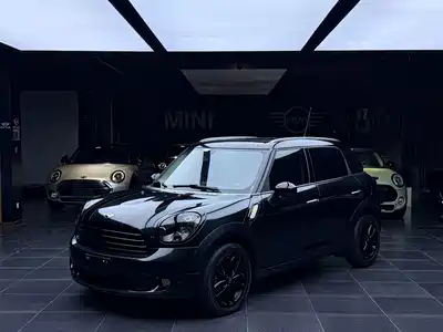 MINI COUNTRYMAN 2011