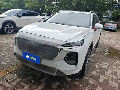 Hyundai Santa Fe 2023