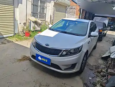 Kia K2 2014
