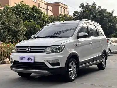 Dongfeng Fengguang 370 2017