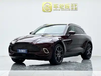 Aston Martin DBX 2021
