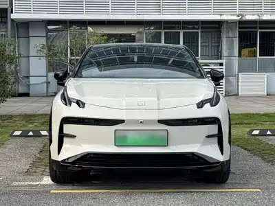 ZEEKR X 2025