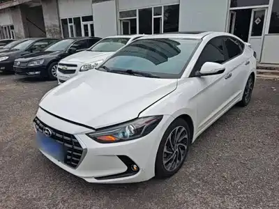 Hyundai Elantra 2019