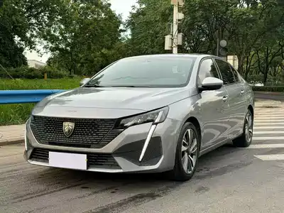 Peugeot 408 2022