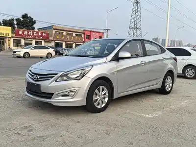 Hyundai Verna 2015