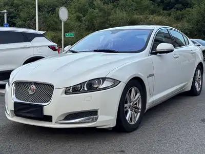 Jaguar XF 2014