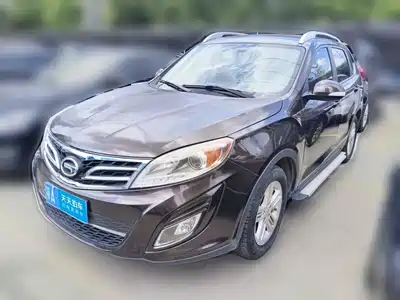 GAC Trumpchi GS5 2014