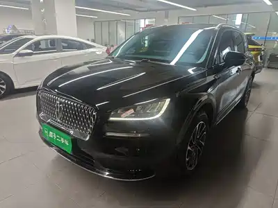 Lincoln Adventurer 2021
