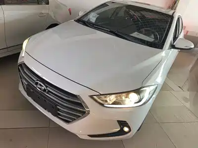 Hyundai Elantra 2018