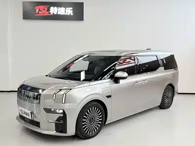 ZEEKR 009 2023
