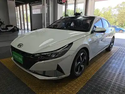 Hyundai Elantra 2023