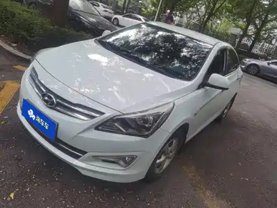 Hyundai Verna 2016