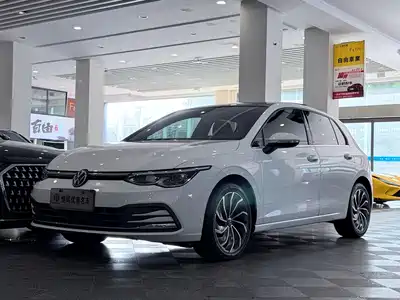 Volkswagen Golf 2022