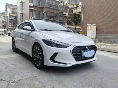 Hyundai Elantra 2020