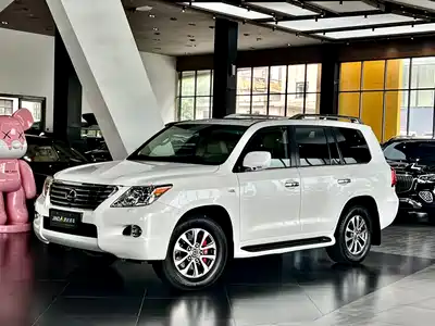 Lexus LX 2011