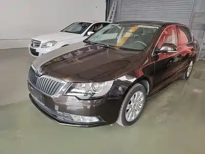 Škoda Superb 2015