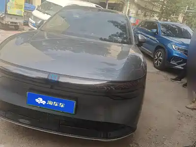 ZEEKR 7X 2025