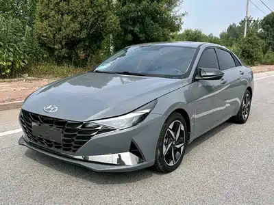 Hyundai Elantra 2022