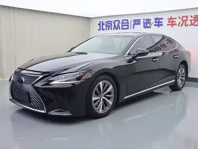 Lexus LS 2019