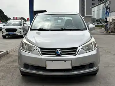 Venucia D50 2015
