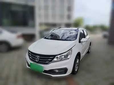Baojun 310 2016