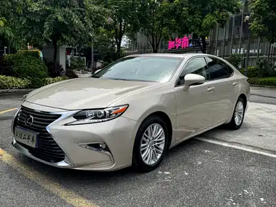 Lexus ES 2017