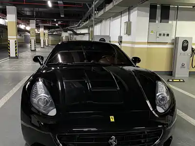 Ferrari California T 2011