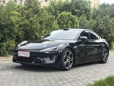 Xiaomi Auto SU7 2025