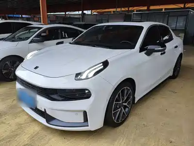 Lynk & Co 03 2022