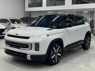 Geely ICON 2023