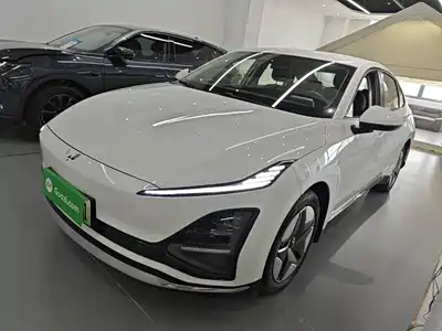 Wuling Motors Starlight 2024