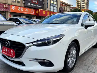 Mazda Mazda3 Axela 2018