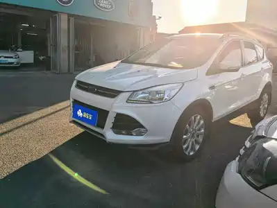 Ford Kuga 2016