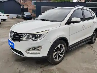 Baojun 560 2015