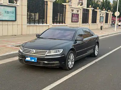 Volkswagen Phaeton 2012