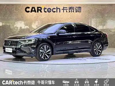 Volkswagen Passat 2024