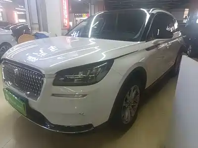 Lincoln Adventurer 2021