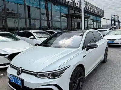 Volkswagen Golf 2023