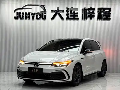 Volkswagen Golf 2022