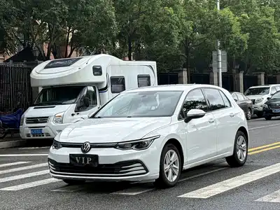 Volkswagen Golf 2023