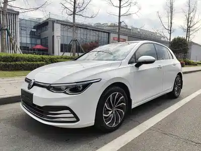 Volkswagen Golf 2023