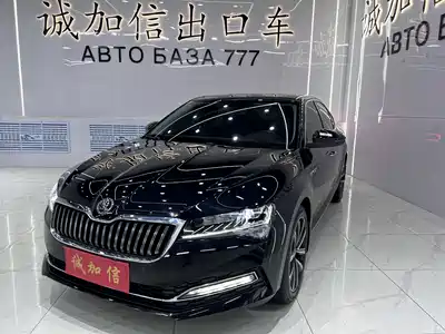 Škoda Superb 2024