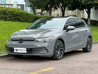 Volkswagen Golf 2021