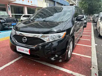 Nissan Quest 2015